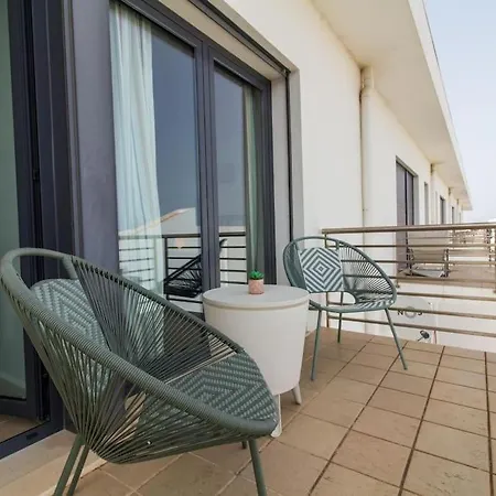 Rainbow House - Sea View & Pool & Garage & Garden & Villa Albufeira