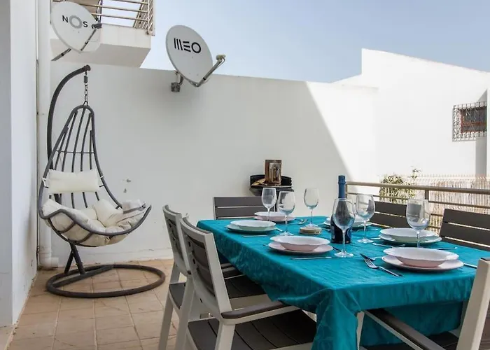 Rainbow House By Ici Algarve * אלבופיירה